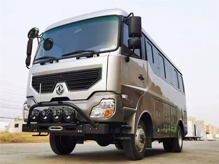 东风17座四驱越野客车森林消防运兵车厂家货源