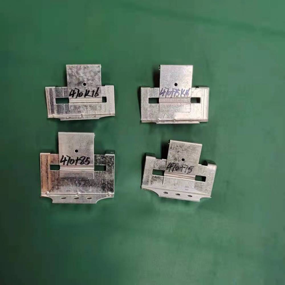 暗扣角驰彩钢瓦屋面板360度470型滑动支架热镀锌瓦扣