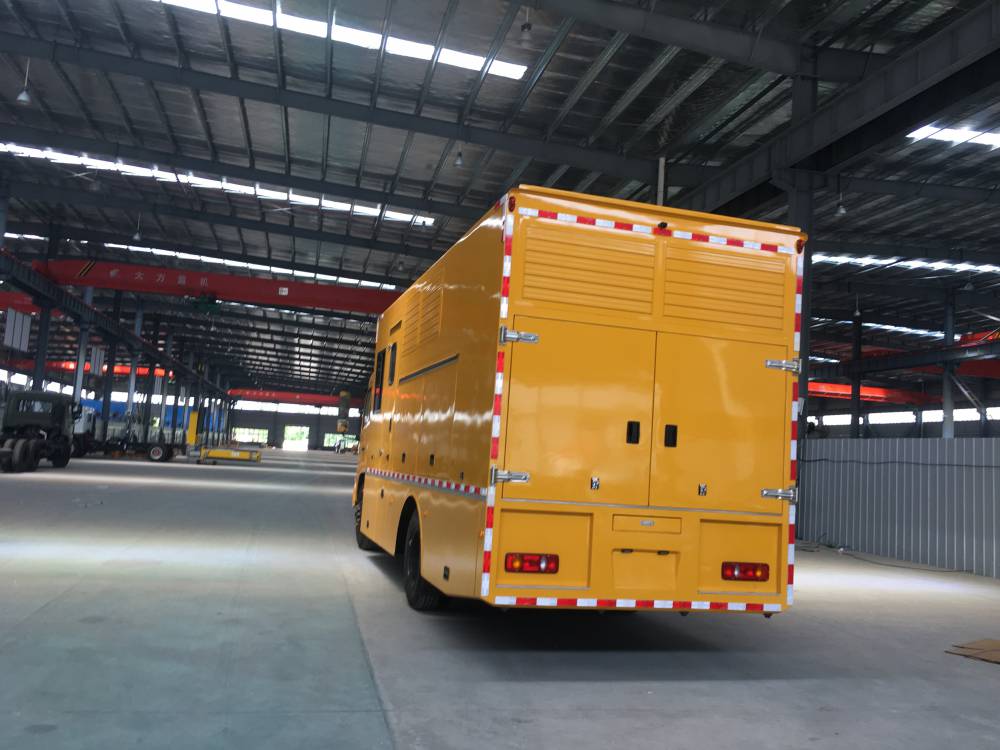 天锦抢险车防汛救险车应急排水排涝车防汛工程电源车道路灾害性救援车