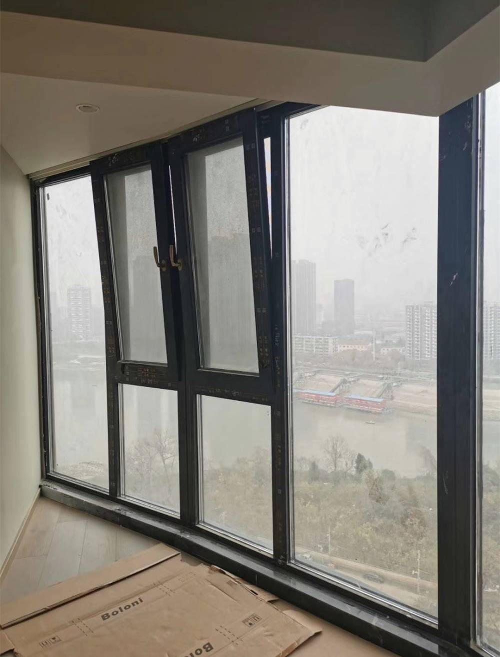 武汉靠谱的隔热断桥铝门窗厂家在哪平开仿古门窗断桥推拉窗窗福到正规