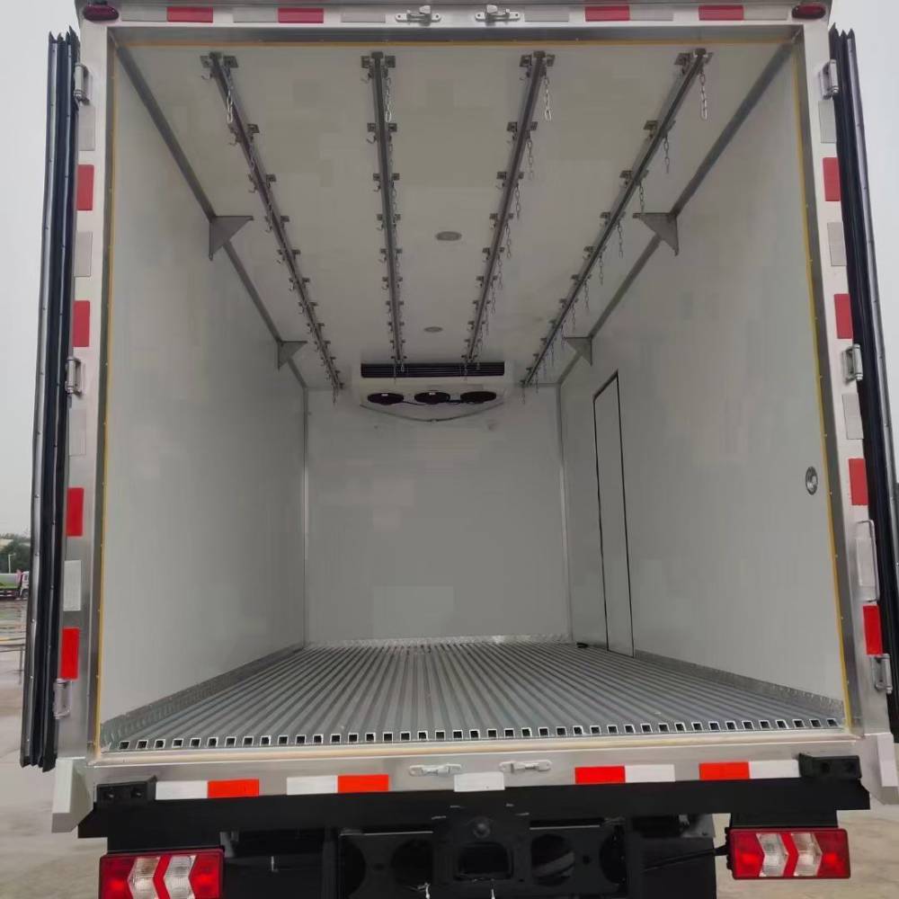 5米4江淮帅铃q7大型黄牌冷藏车食品城市冷链运输车