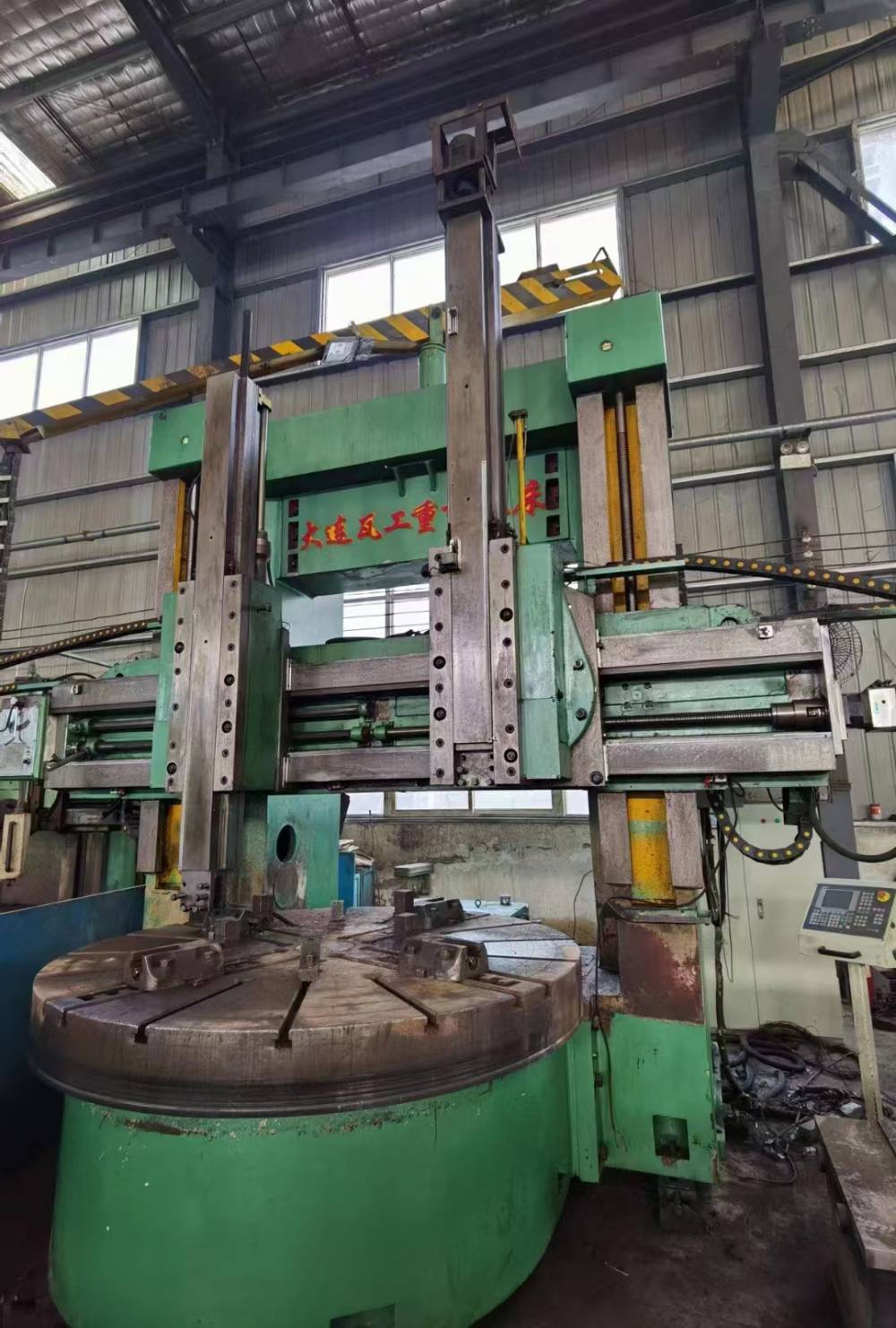 出售二手大连瓦工c5225数控立式车床二手大连瓦工数控立式车床