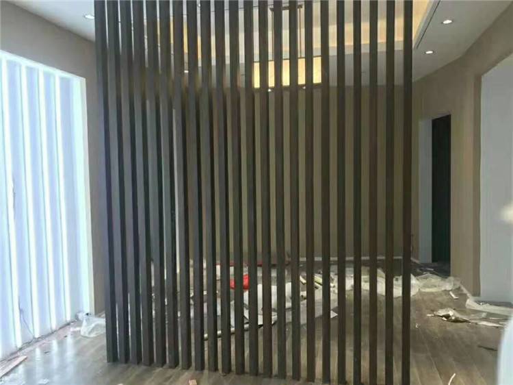 内江生态木包覆方通隔断装修10050方木隔断装修