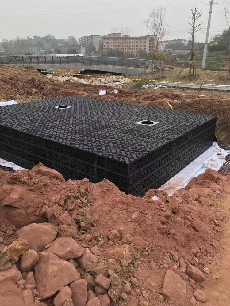 滨州pp蓄水模块罗马柱pp模块蓄水池金字塔结构模块pp水池方块式pp储