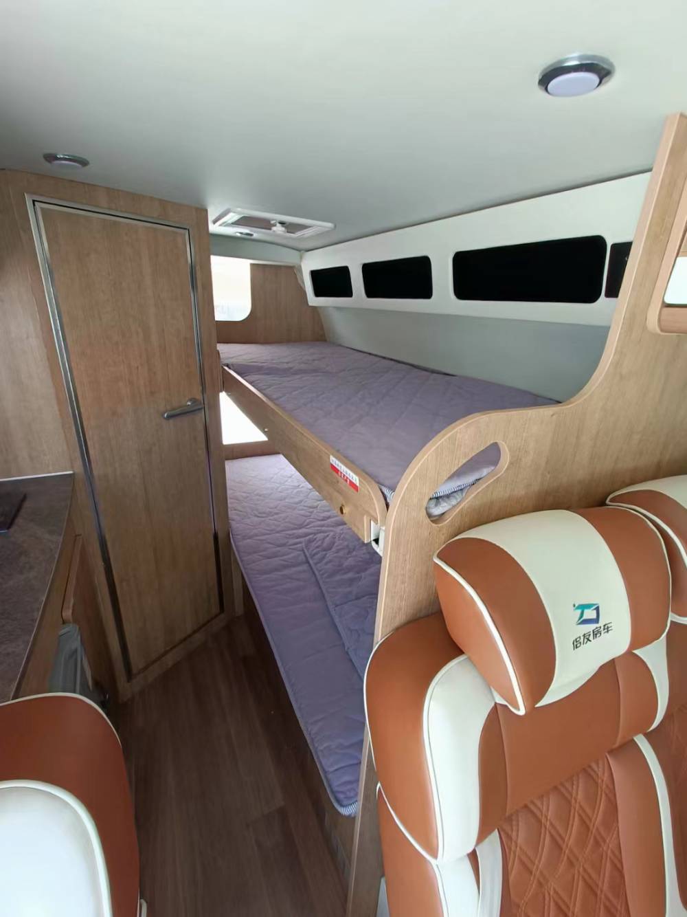 二手准新车20年福田g9b型房车陕西西安个人户5座13万公里