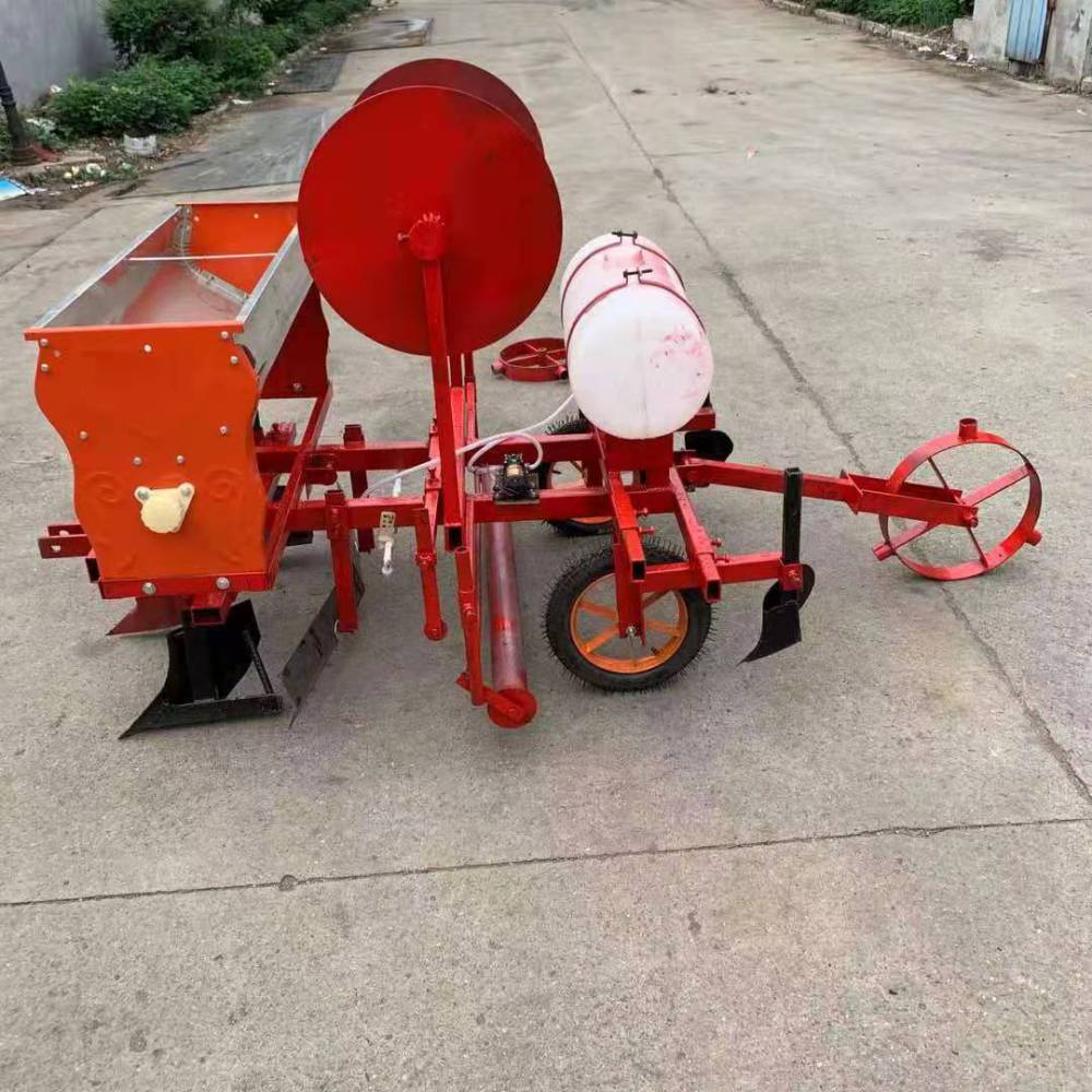 青毛豆种植覆膜机四行果子毛豆播种机膜上扎眼免扣苗点播机