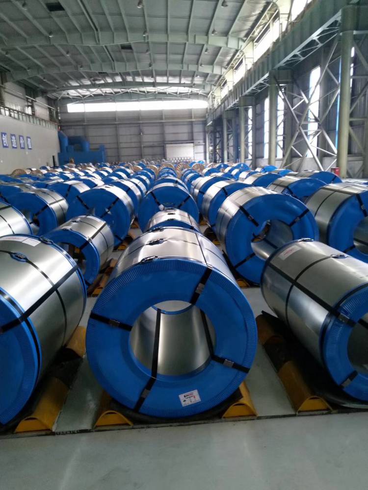 宝钢青山彩钢卷书宝钢青山hdp高耐候彩钢卷