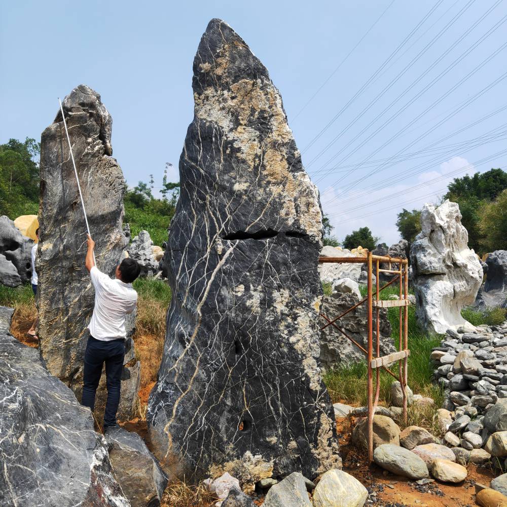 清远太湖石厂家在哪里景观太湖石批发校园绿化造景石