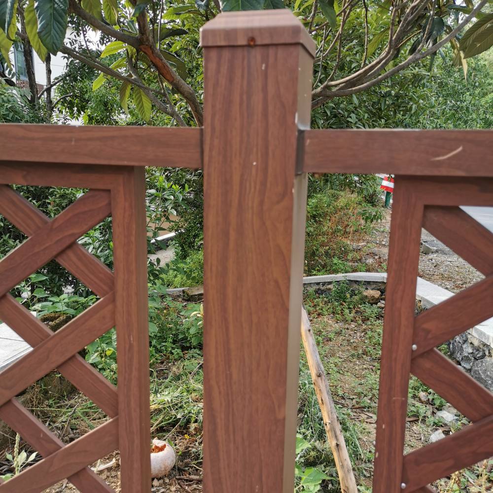 定制仿木纹铁艺栏杆栏杆铁艺铁艺栅栏