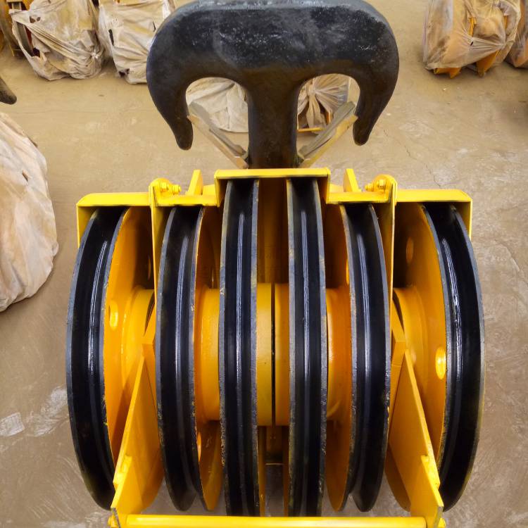 行车重级吊钩总成20t铸钢滑轮吊钩全封闭单钩吊钩