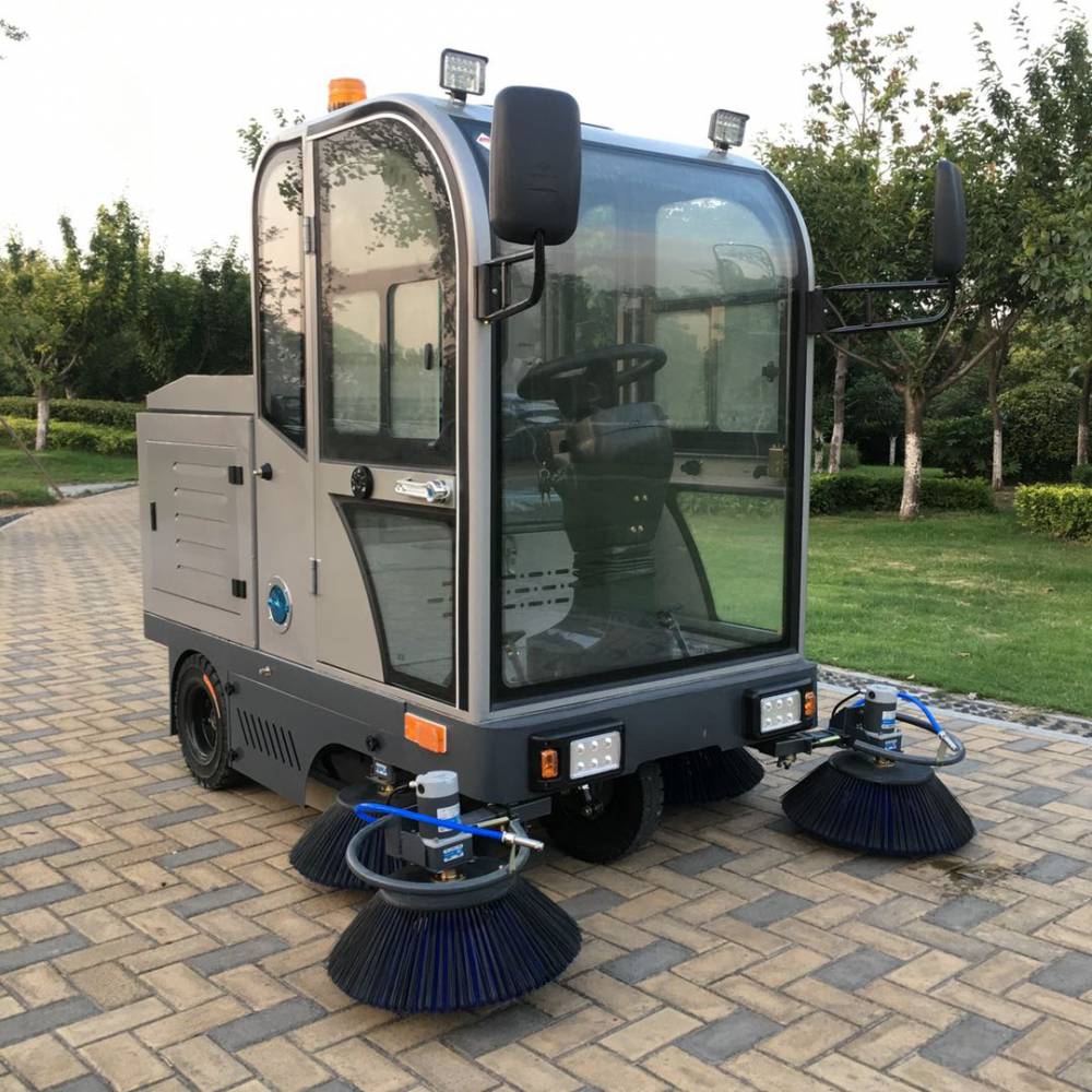 电动扫地车环卫物业新能源地面清扫车多功能使用方便