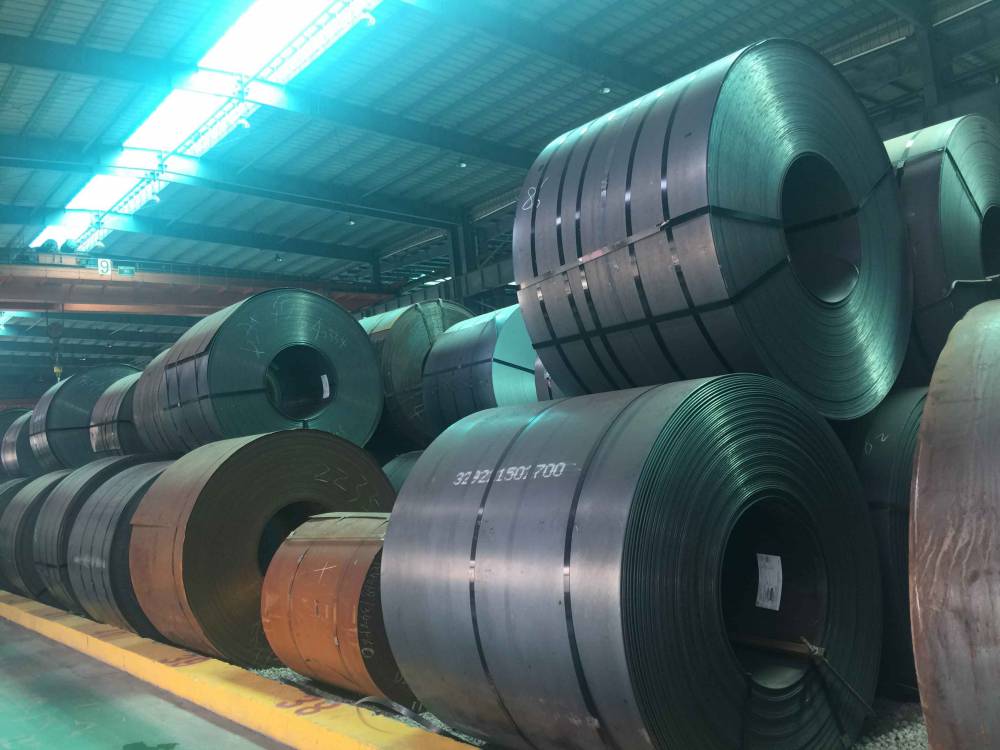 本钢钢厂q345d低合金钢卷q345e热轧钢卷整卷提送室内