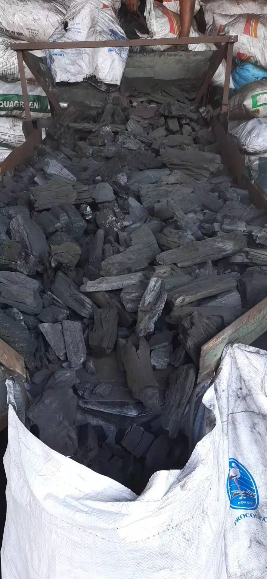 越南烤火炭 烤火木炭厂家 烤火木炭批发00:15越南炭,越南工业炭,进口