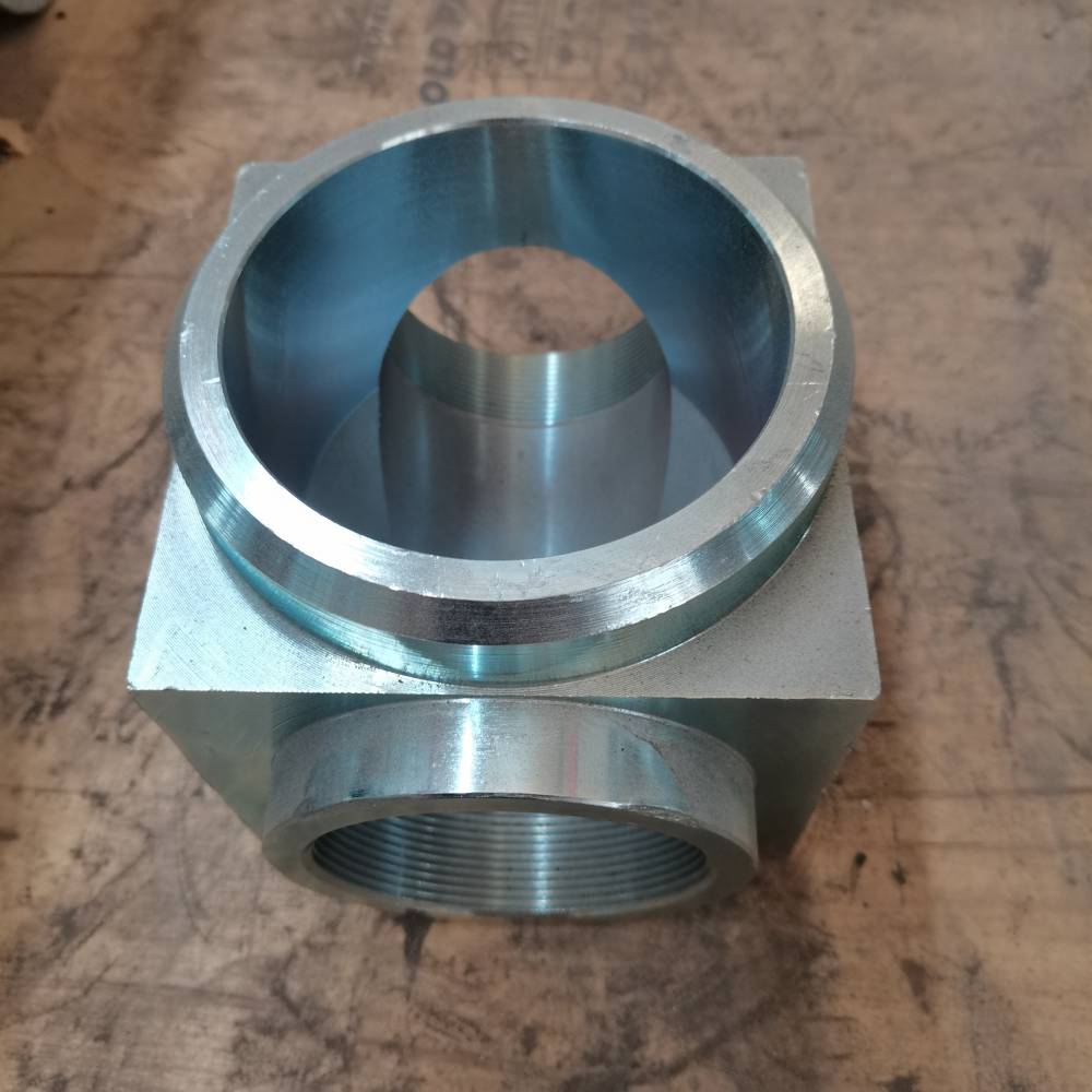 隆原气体灭火管件镀锌高压直角弯头地铁站工程消防管道配件