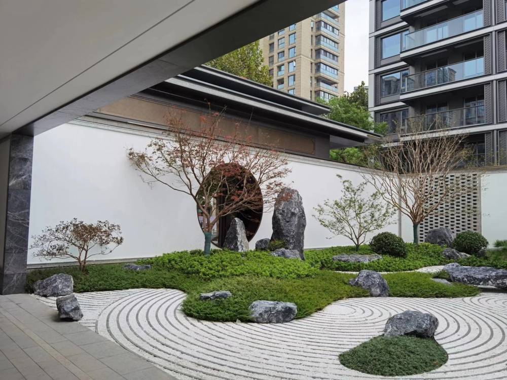 白色砾石现代景观中起到哪些效果