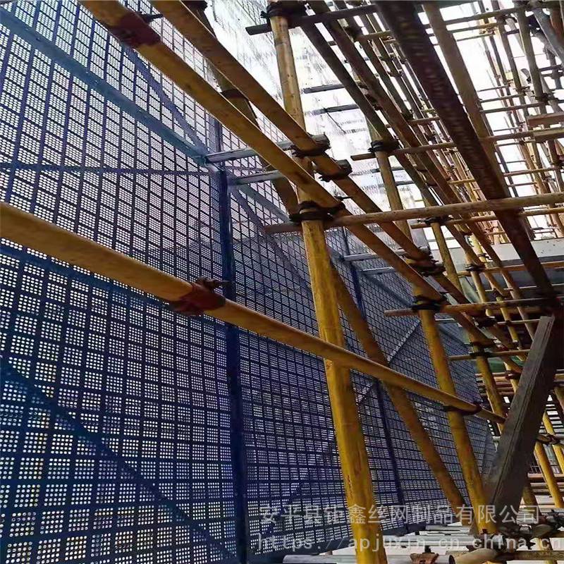 爬架网生产厂家外脚手架钢板网金属外架体系外架钢网片