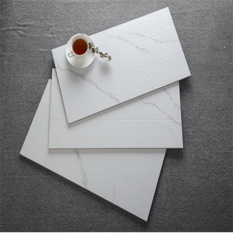 纯白亮光内墙砖300600白色印花墙面砖