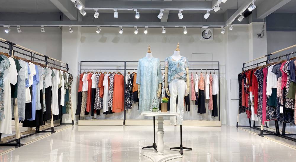 艺梦来20夏女装深圳女装折扣女装库存尾货供应链