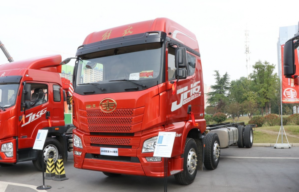 一汽解放jh69米6 前四后四后四 自动挡~手动挡 国六现车