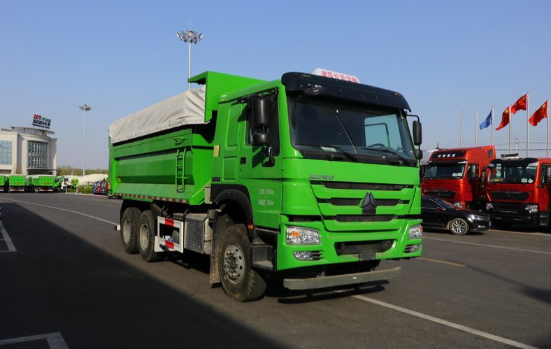 豪沃tx曼机65米自卸车图片