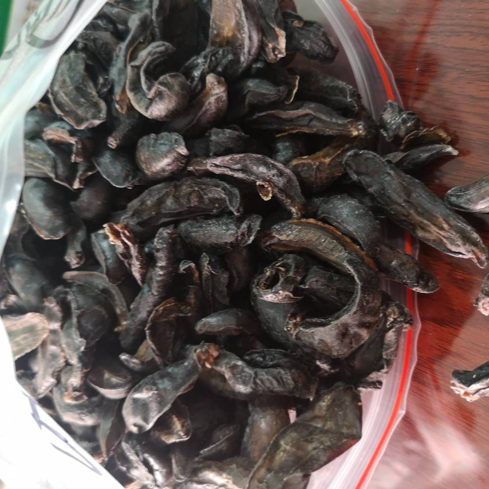 来源药材基源:为蛞蝓科动物黄蛞蝓,野蛞蝓的全体.