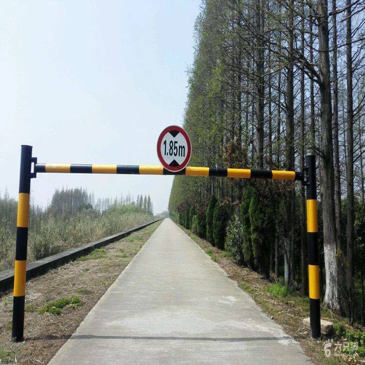 远程遥控电动升降限高架桥梁涵洞固定限高杆跨度18米高速龙门架