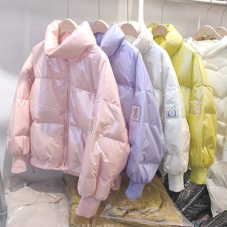 安徽六安尾货订单羽绒服女式加厚包芯纱毛衣女北京批发市场服装