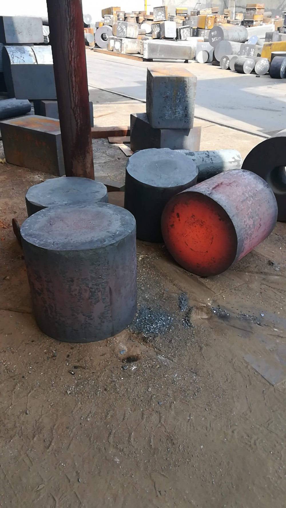山东济宁供应大量石化管道配件毛坯、成品锻件合理报价工期短