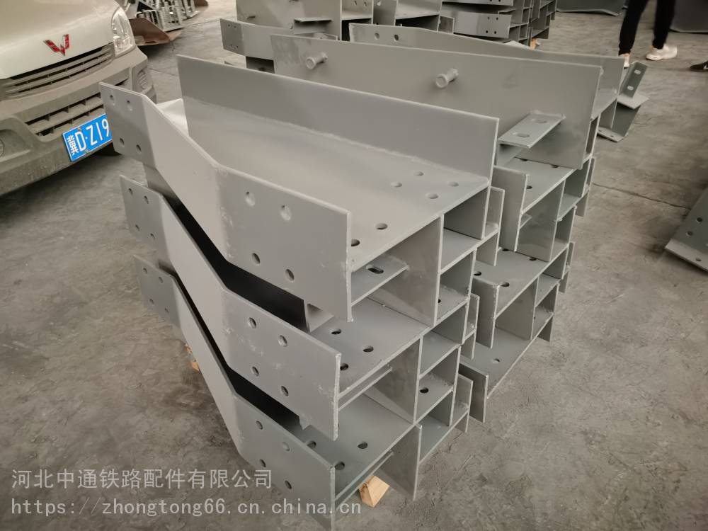 人行道钢横梁 桥梁钢横梁江苏清浦钢横梁厂家厂家定制