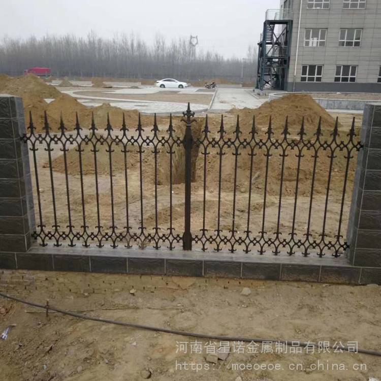 厂家供应铸铁护栏 铸铁围墙围栏定制批发铸铁铁艺围栏