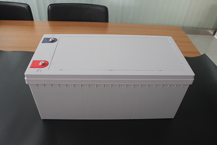 恒鑫祥12v200ah容量锂电池低温电池太阳能蓄电