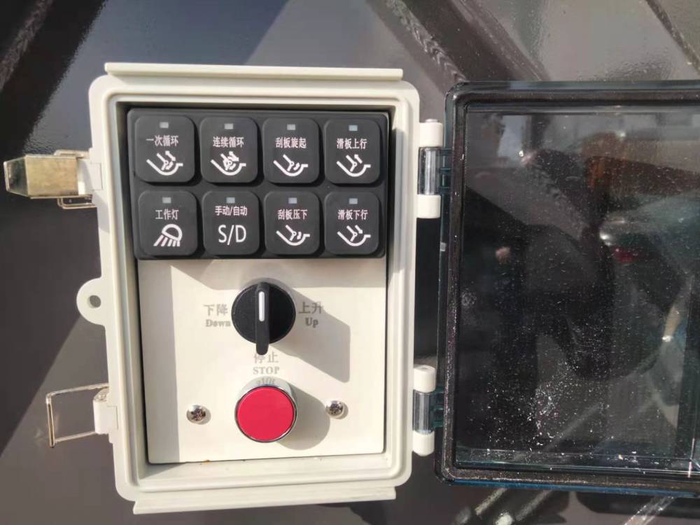 生产压缩垃圾车压缩标配带plc自动控制,***碳钢,中梅多路阀,两侧双