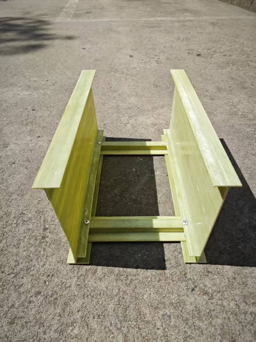 梯式聚氨酯电缆桥架 梯形桥架 聚氨酯桥架生产厂家