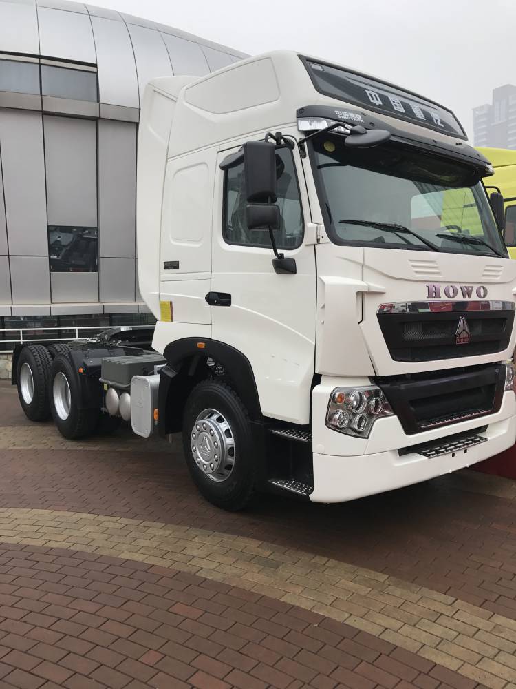 howot7h牵引车豪沃t7牵引车价格