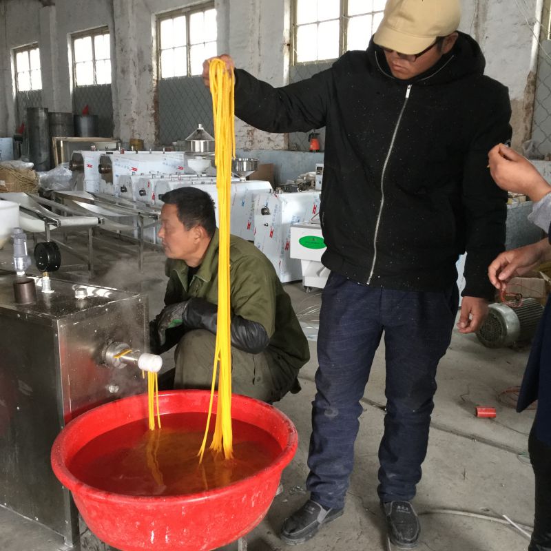 通化市碴条机纯正东北玉米面条机玉米馇条机生产厂家