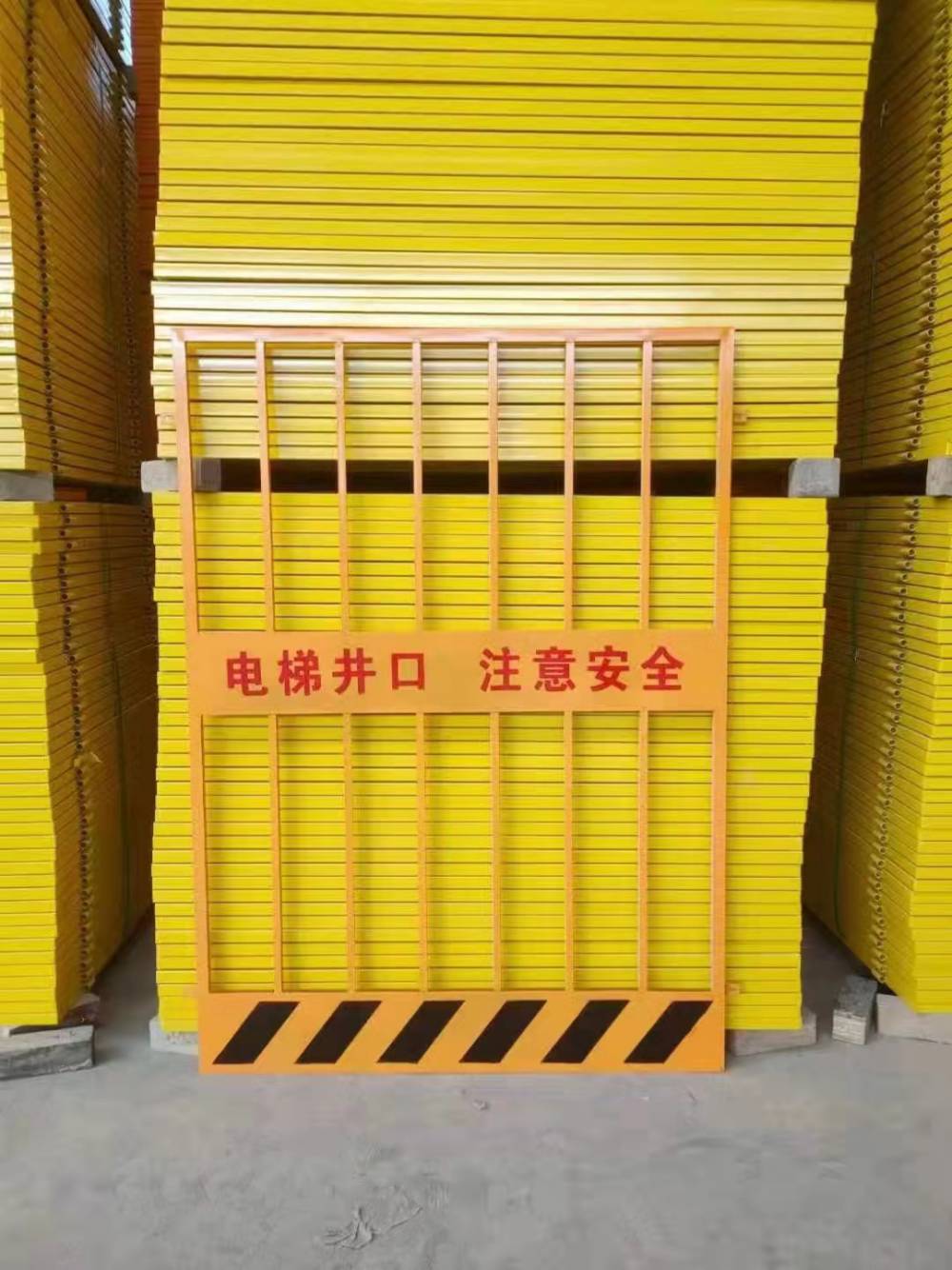 恺嵘 警示基坑护栏 临时施工隔离警示栏 基坑临边护栏 尺寸颜色均可