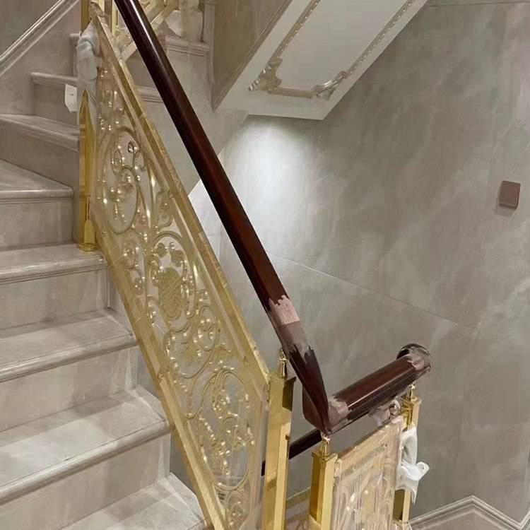 洋房安装金属雕花栏杆扶手艺术铝板楼梯护栏装饰