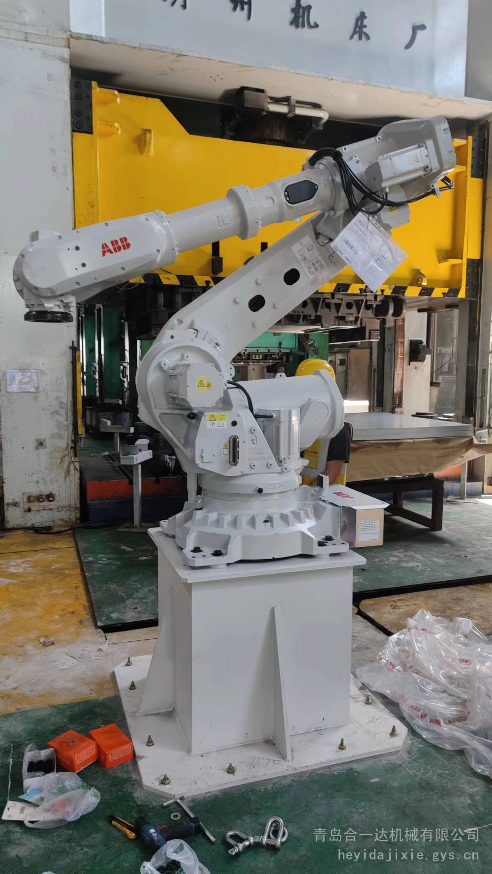 机器人自动化、冲压端拾器夹具、机器人冲压生产线