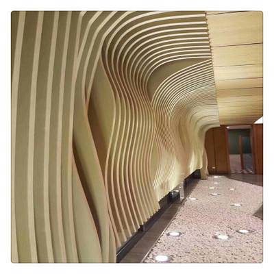 百货商场造型弧形铝方通墙面铝单板装饰