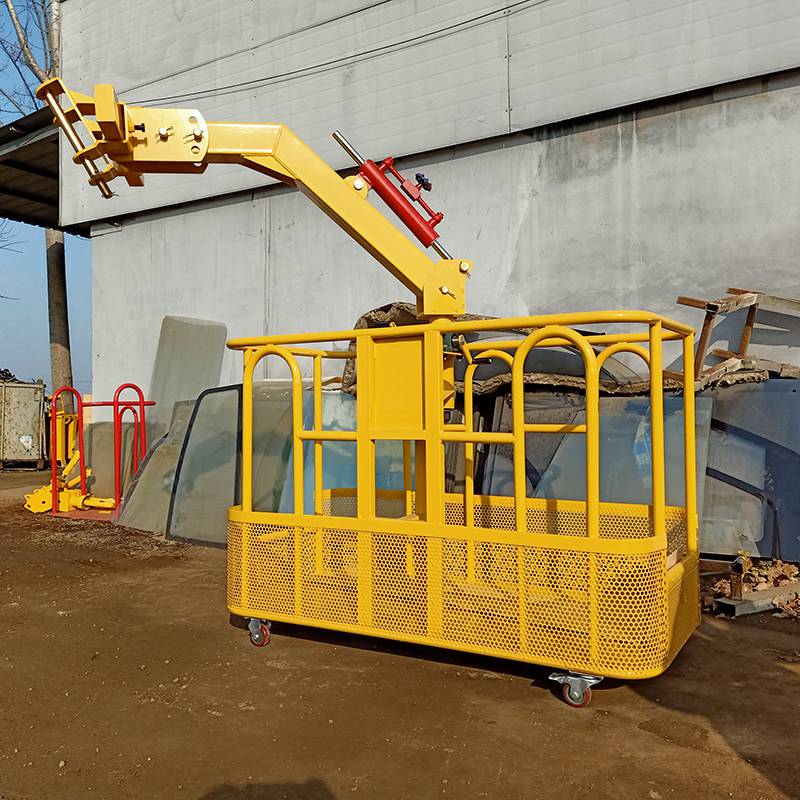塔吊高处施工载人吊篮外墙作业吊车顶框吊车高空旋转吊笼