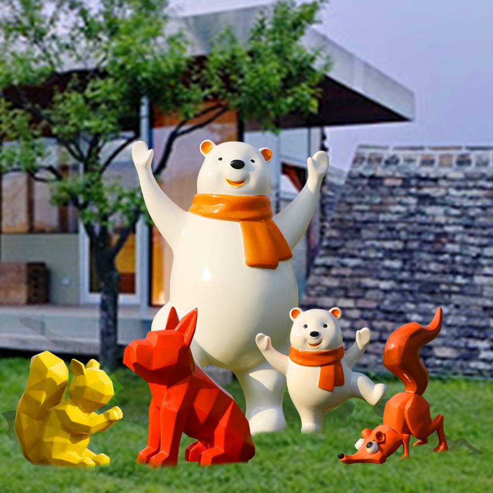 户外玻璃钢卡通围脖熊雕塑园林景观公园商场楼盘草坪装饰摆件