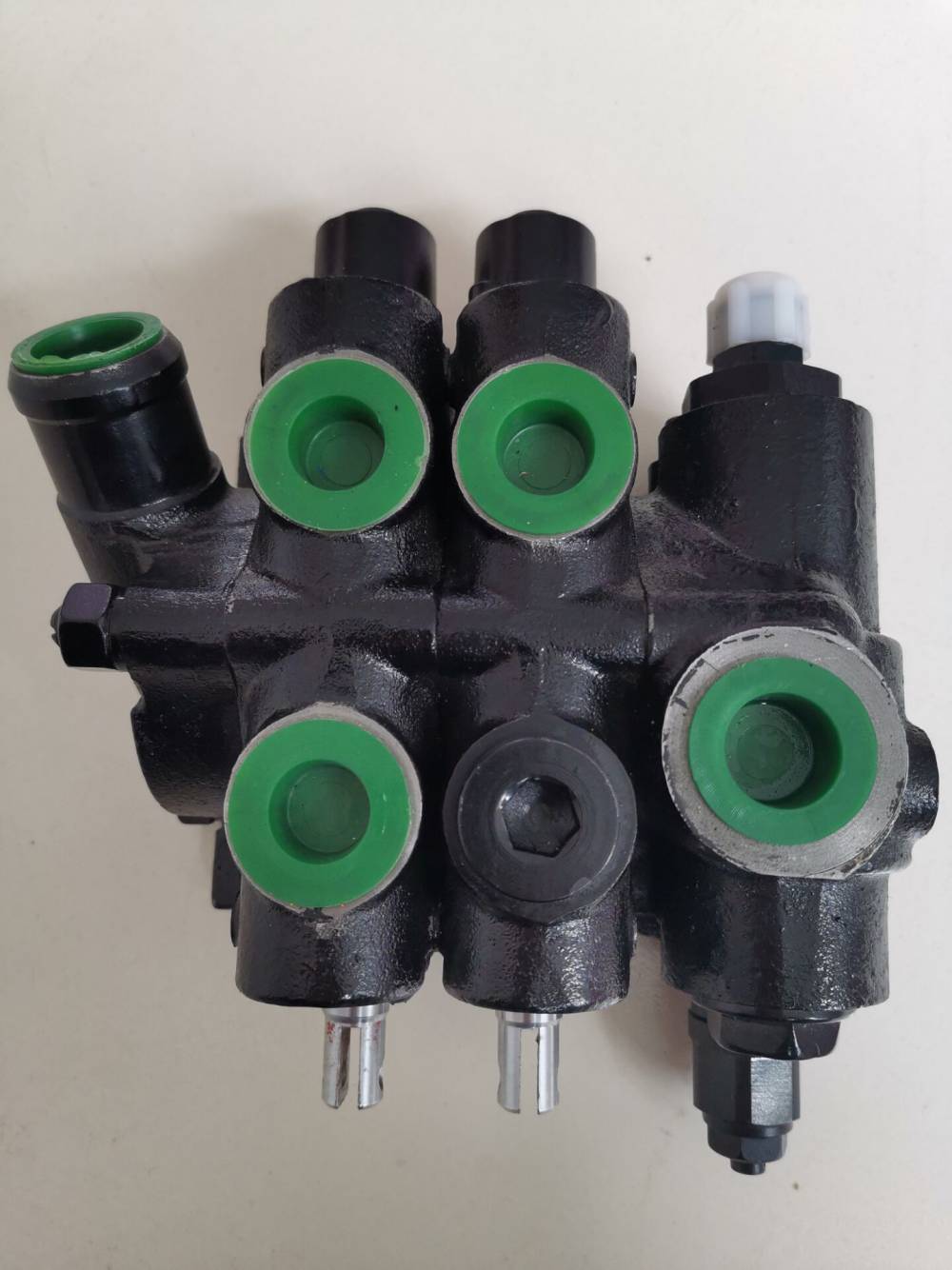 合力30大力神杭州内燃叉车提升分配器多路换向阀cdbf15ao