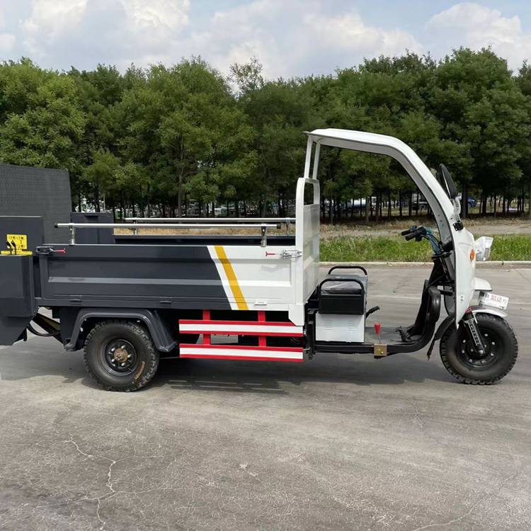 电动三轮平板垃圾车新能源八桶运输清运车物业小区液压尾板车