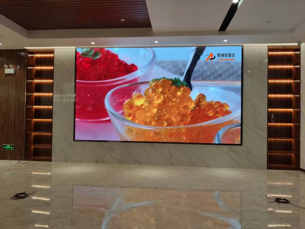 湖南益阳公司展厅里p3led电子广告显示屏p3室内led高清大电视