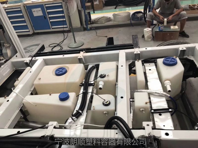 朗順汽車水箱廠家開模定製大通房車塑料房車水箱房車淨水箱