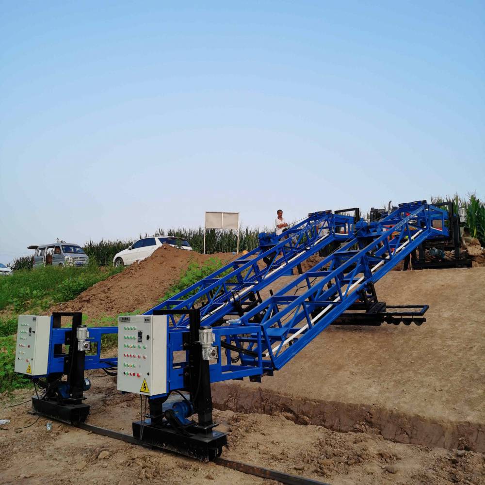 沟渠斜坡加固铺料机液压自行式衬砌机混凝土护坡整平机