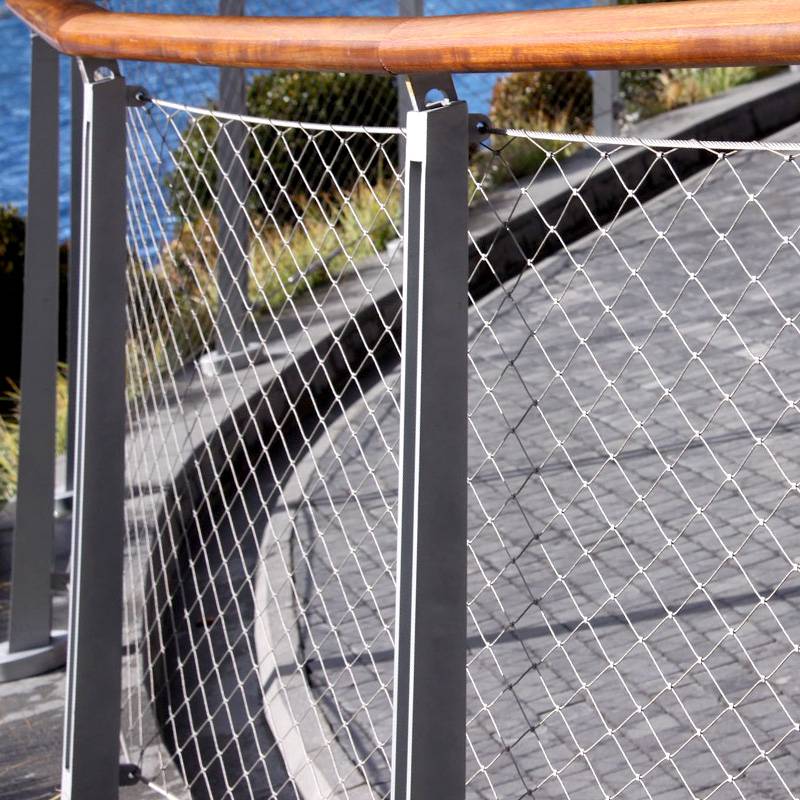 批量供应高空坠物柔性防坠网楼梯栏杆防护网高空坠物拦截网