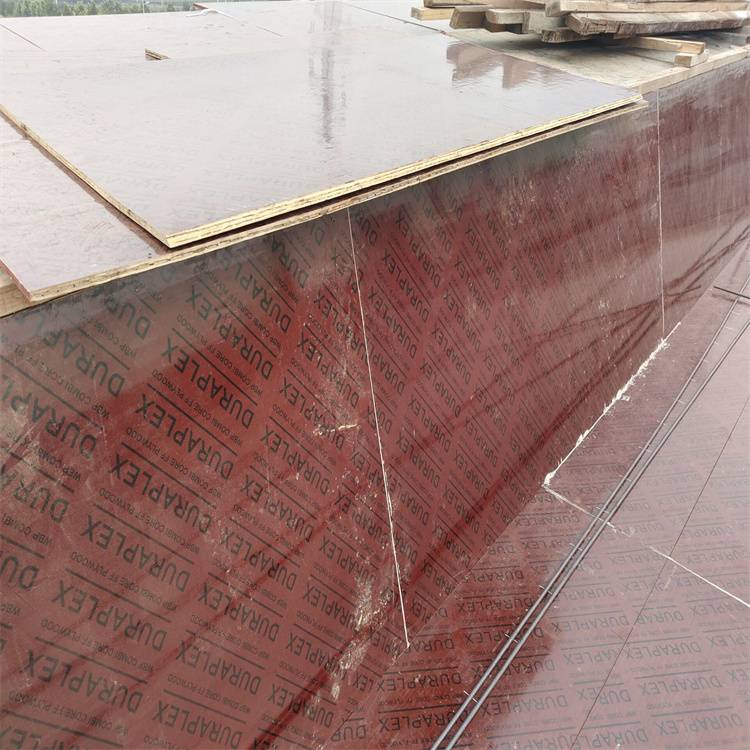 1.4mm厚度竹胶板山东临沂沂南承重力强