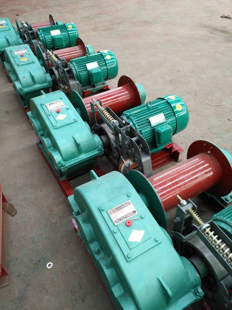 江油鑫旺一吨半拉力低速电控卷扬机批发