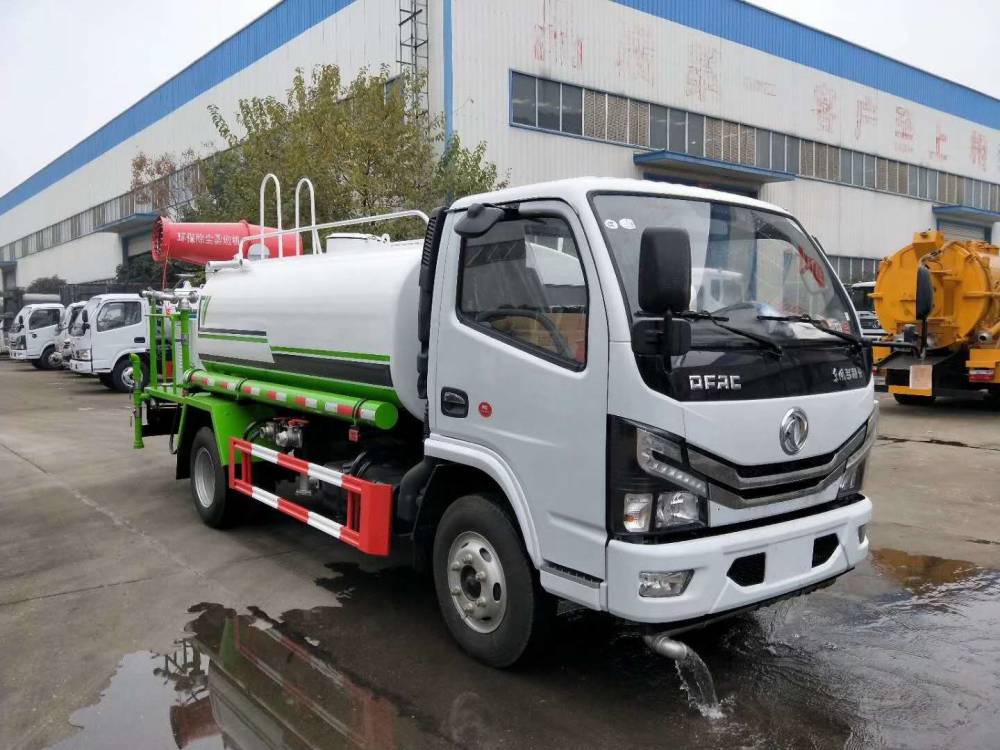 大多利卡8方洒水车环卫洒水车